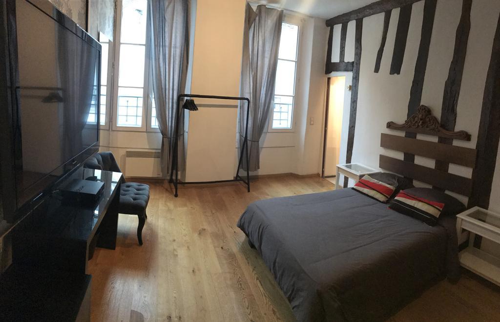Atypique apartment - Saint-Germain des Prés París Exterior foto